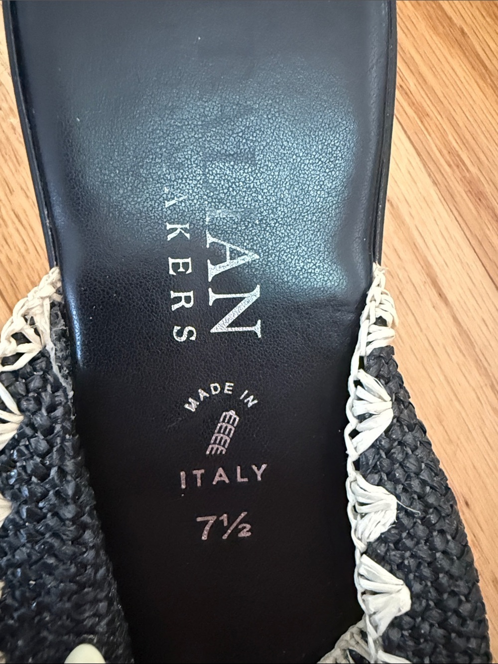 Italian Shoemakers Black and Cream Woven Thong Sandals - Picture 2 of 3